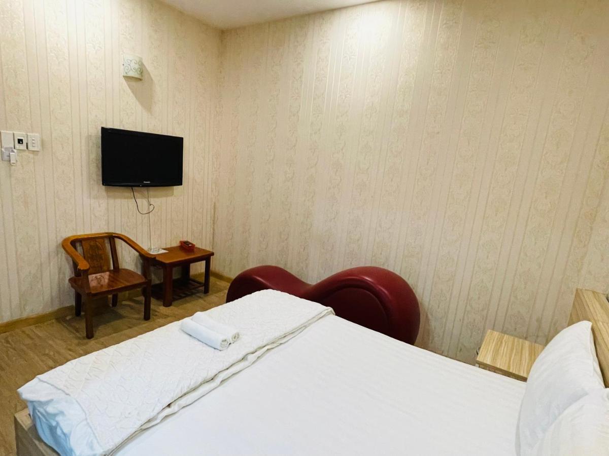 Hotel Quynh Anh โฮจิมินห์ซิตี้ ภายนอก รูปภาพ