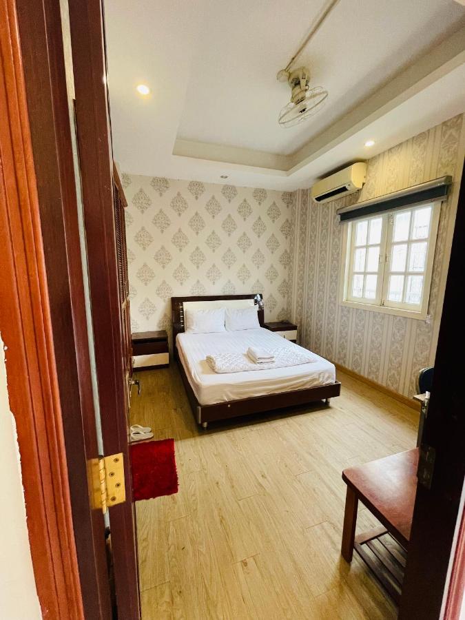 Hotel Quynh Anh โฮจิมินห์ซิตี้ ภายนอก รูปภาพ