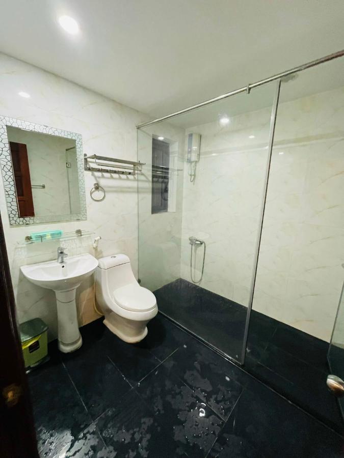 Hotel Quynh Anh โฮจิมินห์ซิตี้ ภายนอก รูปภาพ
